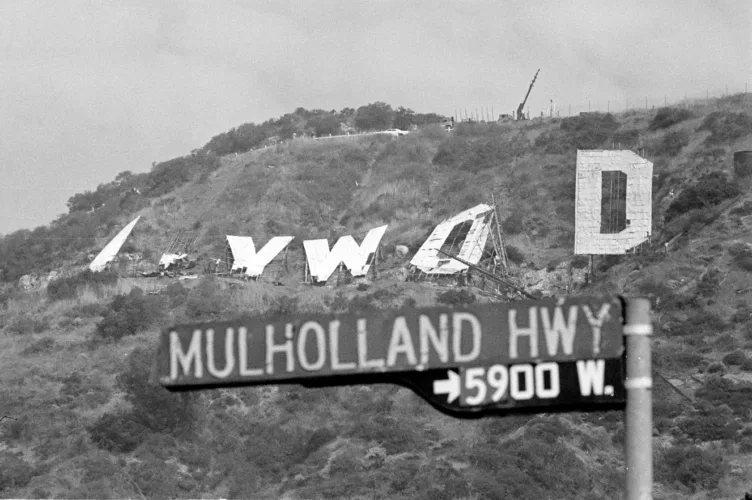 Photo of the Day: Hollywood sign 1978